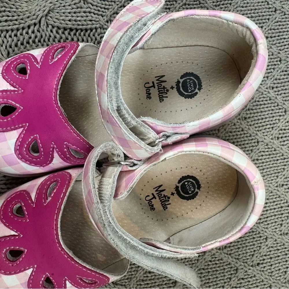 Livie & Luca Matilda Jane Pink Checkered Kids Shoes with Flower Design ~ 10